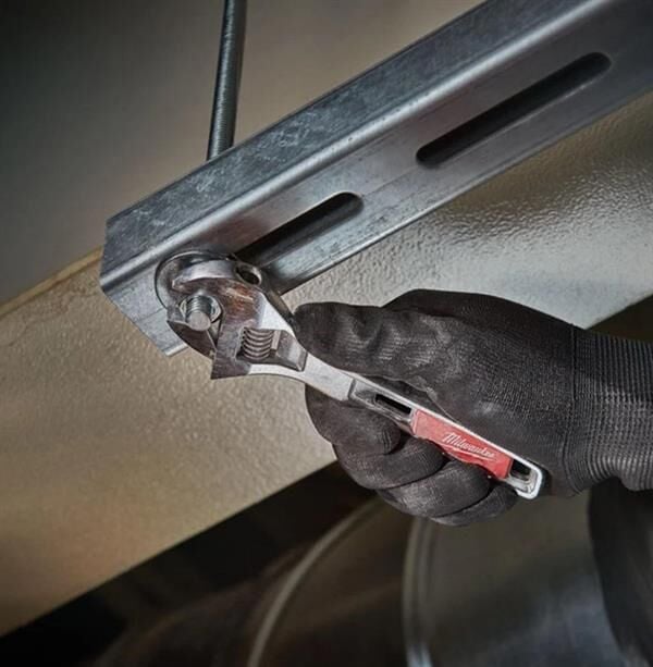 Milwaukee 48227412 Ağır Hizmet Tipi Kurbağacık Anahtarı 300 Mm