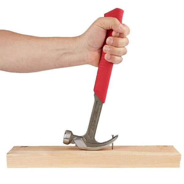 Milwaukee Kavisli Çekiç 450GR 4932478655