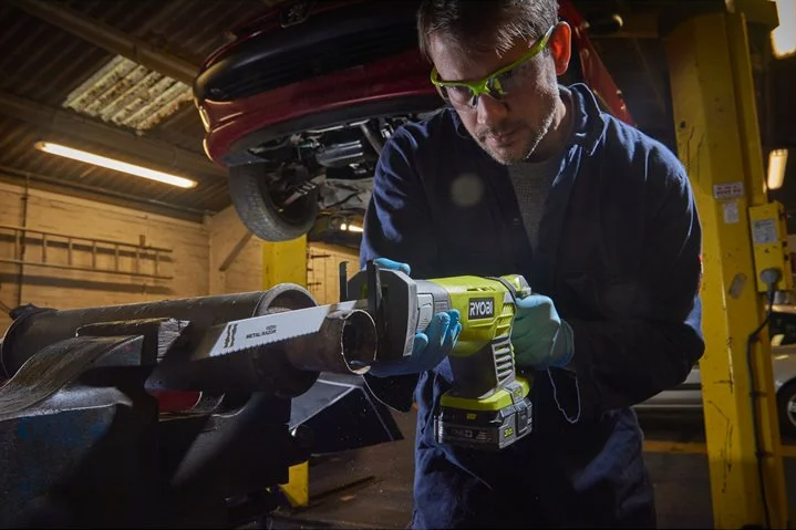 Ryobi RRS1801M 18V Li-Ion Aküsüz Tilki Kuyruğu Testere 5133001162