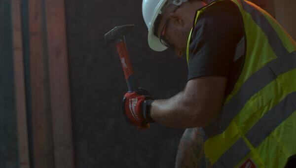 Milwaukee Fiber Saplı Çekiç 800 Gr 4932478664