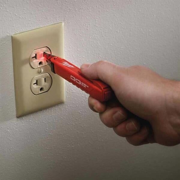 Milwaukee Voltaj Ölçer 2200-40