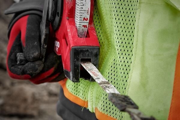 Milwaukee Arazi Metre Açık Kasa Fiberglass 60 MT 48225360