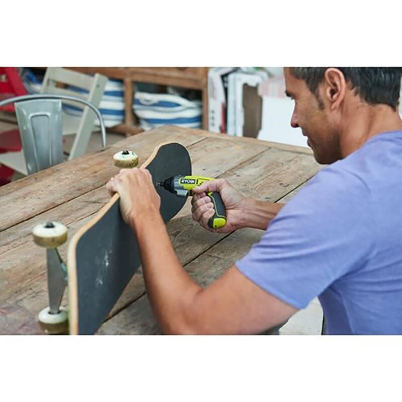 Ryobi ERGO-A2 4V Akülü Tornavida Köşe + Ofset Başlık Setli 5133003409