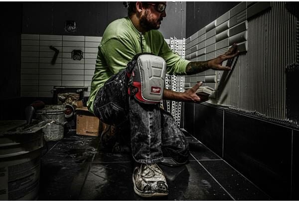 Milwaukee Premium Dizlik İz Bırakmaz 1 Çift 4932478139