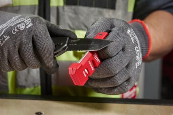 Milwaukee Kompakt Bıçak Bileyici 4932478562