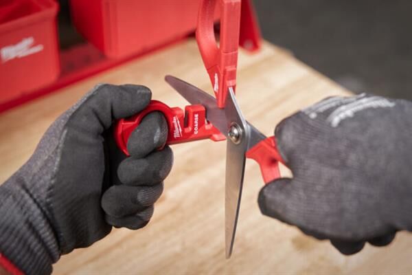 Milwaukee Kompakt Bıçak Bileyici 4932478562