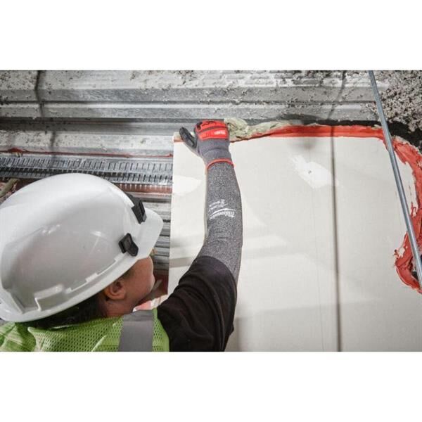 Milwaukee 5.Derece Kesik Korumalı Kolluk 40 CM 4932479936