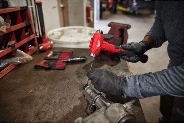 Milwaukee Fiber Saplı Küresel Başlı Bilyeli Çekiç 450 GR 4932492348