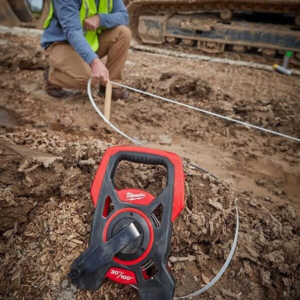 Milwaukee Ağır Hizmet Tipi Arazi Metre Açık Kasa Fiberglass 30 Mt 48225203