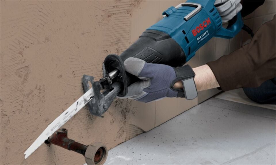 Bosch GSA 1100 E Profesyonel Panter Tilki Kuyruğu Testere 1100W