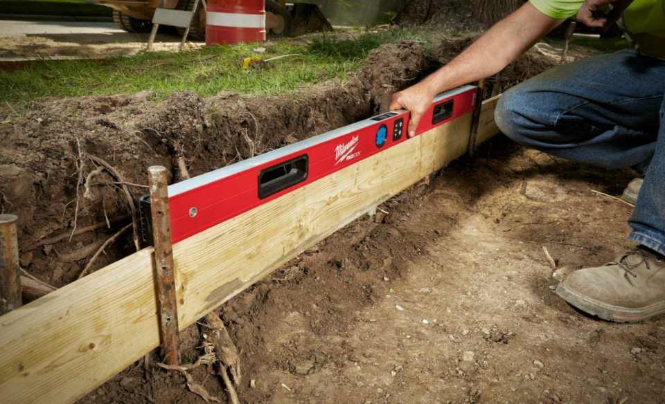 Milwaukee Dijital Su Terazisi 120 Cm 4933471979