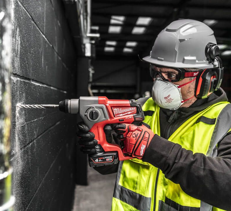 Milwaukee Darbeye ve Kesilmeye Dayanıklı Eldiven 3.Seviye 10/XL 4932498532