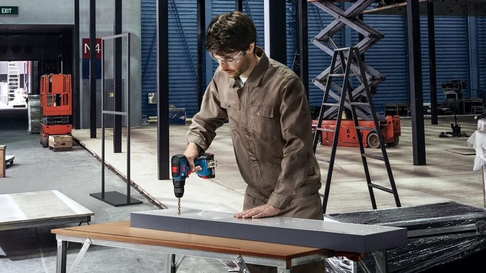 Bosch Professional GSR 18v-50 Akülü Delme Vidalama Makinesi 2x 2*2.0ah Akü,Şarj Cihazı