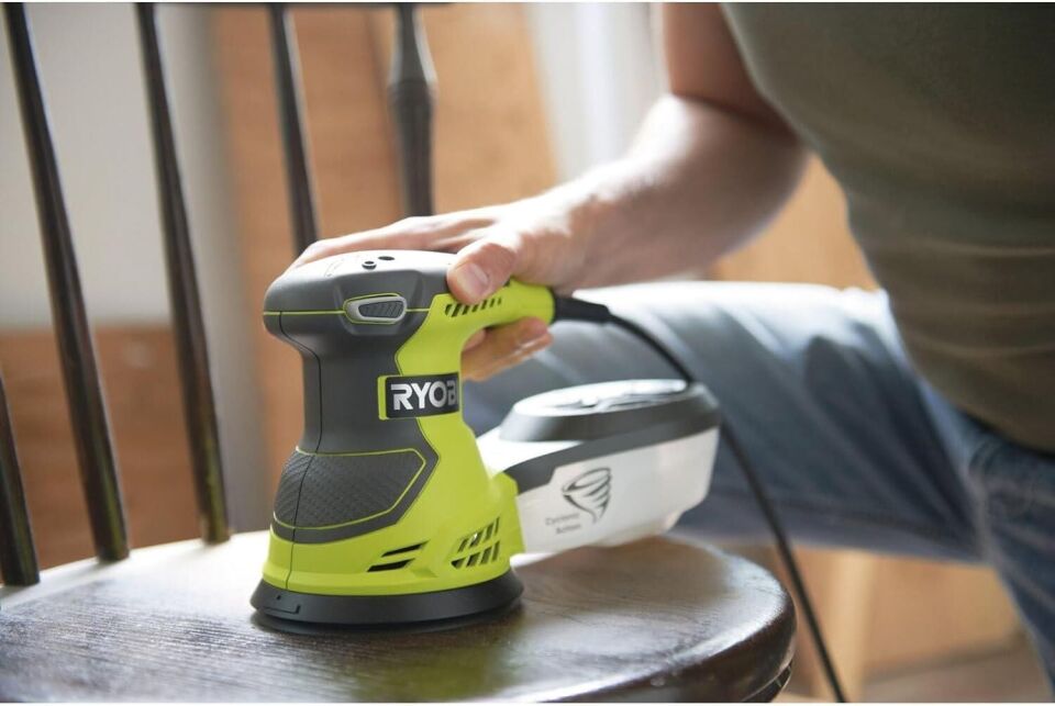 Ryobı ROS300 300w 125mm Eksantrik Zımpara Makinesi 5133001144