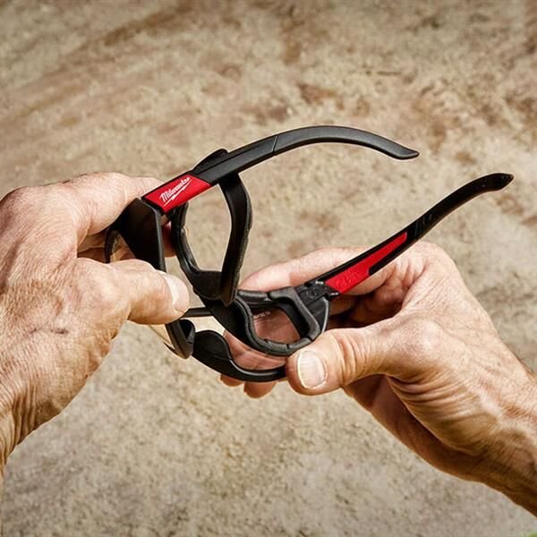 Milwaukee Premium Contalı Emniyet Camlı Güvenlik Gözlüğü 4932471885