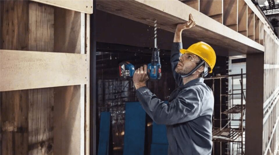 Bosch Professional Akülü Darbeli Delme/Vidalama Makineleri GSB 18V-50