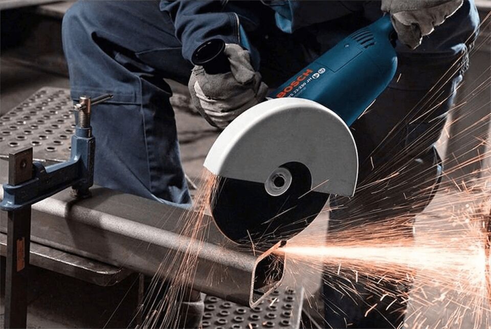 Bosch GWS 2200-230 H Profesyonel 2200W Taşlama Makinası 230 MM