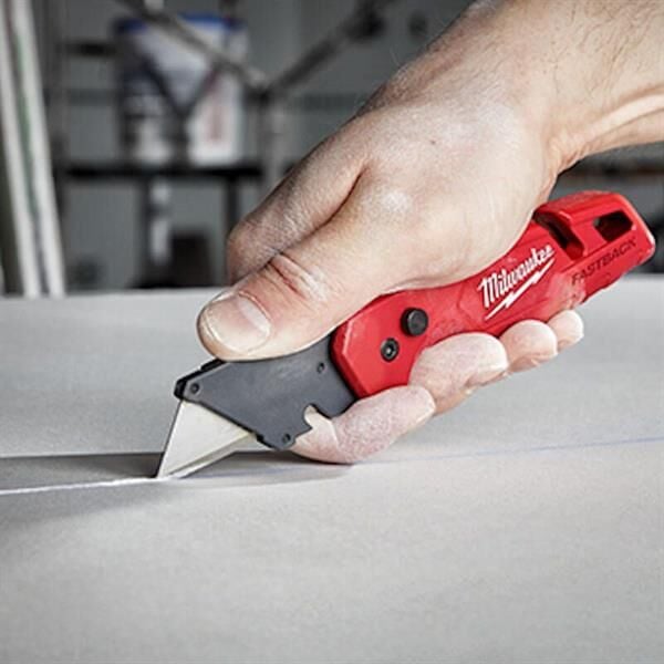 Milwaukee FASTBACK Çevirmeli Maket Bıçağı 4932471357