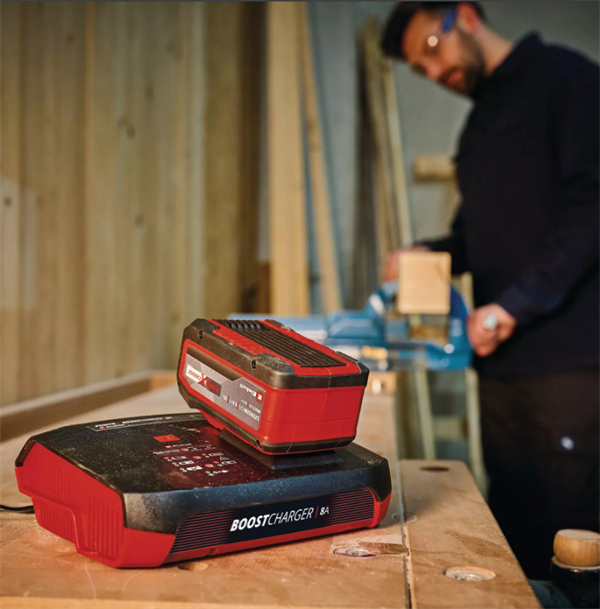 Einhell Power X-Boostcharger 8A Şarj Cihazı 4512155