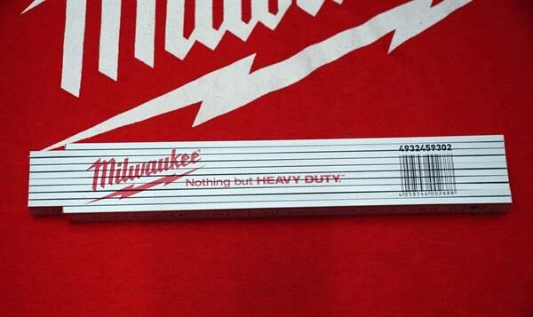 Milwaukee Ahşap Katlanır Metre 2 MT 4932459302