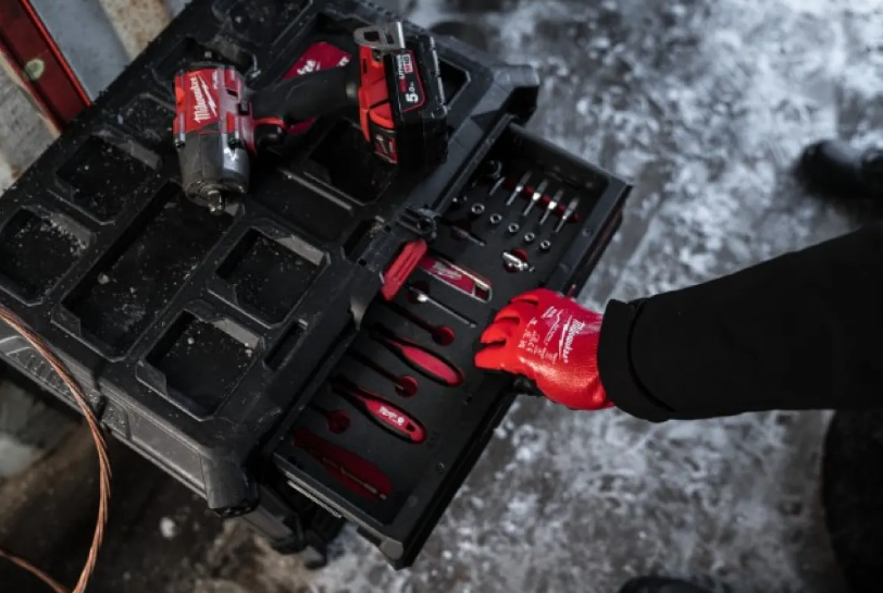 Milwaukee Sıvı ve Yağ 1.Derece Kesik Korumalı Eldiven 9/L PK(12) 4932493225