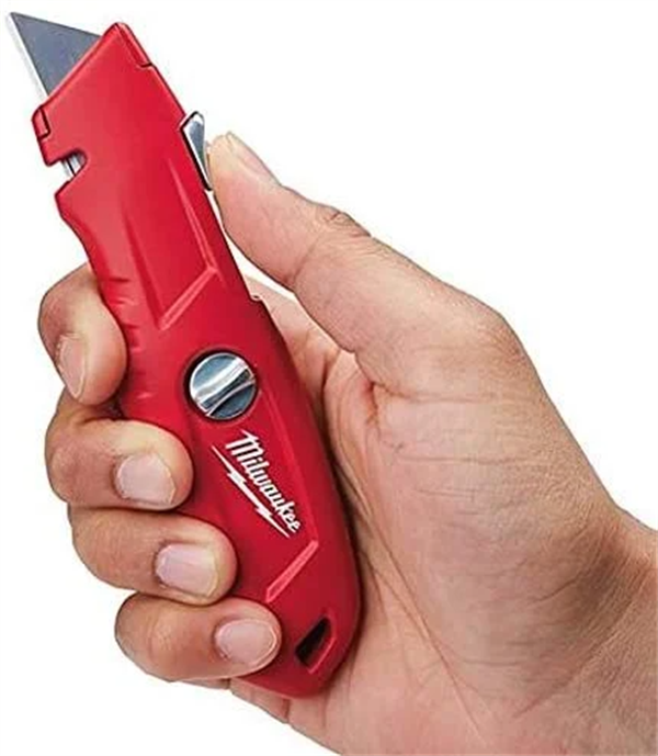 Milwaukee Geri Çekmeli Maket Bıçağı 4932471360