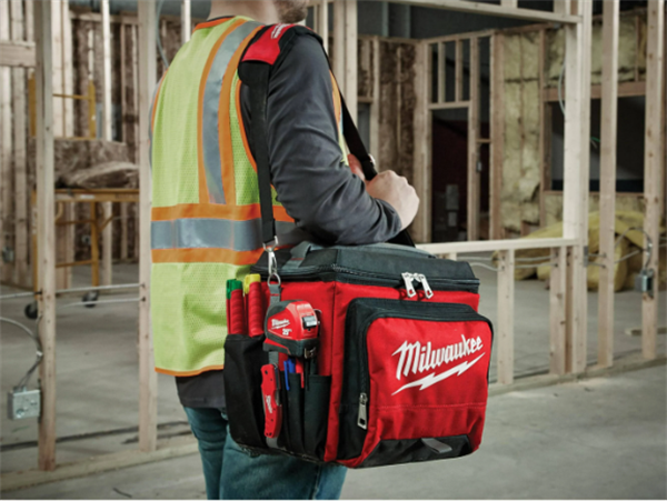 Milwaukee Şantiye Tipi Soğutucu Çanta 4932464835