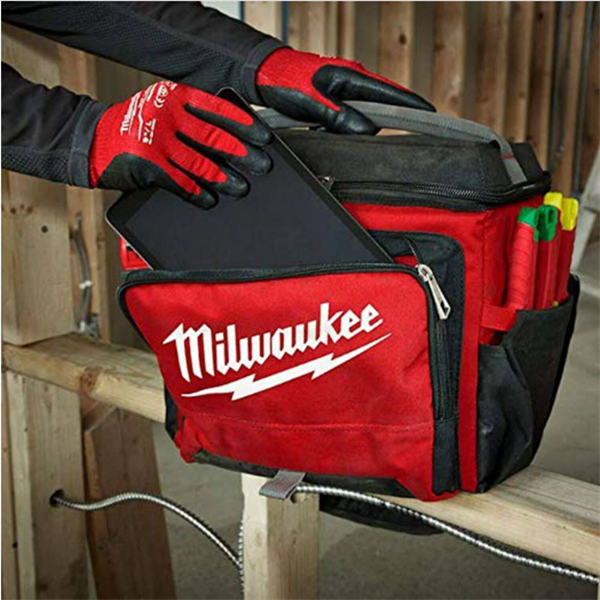 Milwaukee Şantiye Tipi Soğutucu Çanta 4932464835